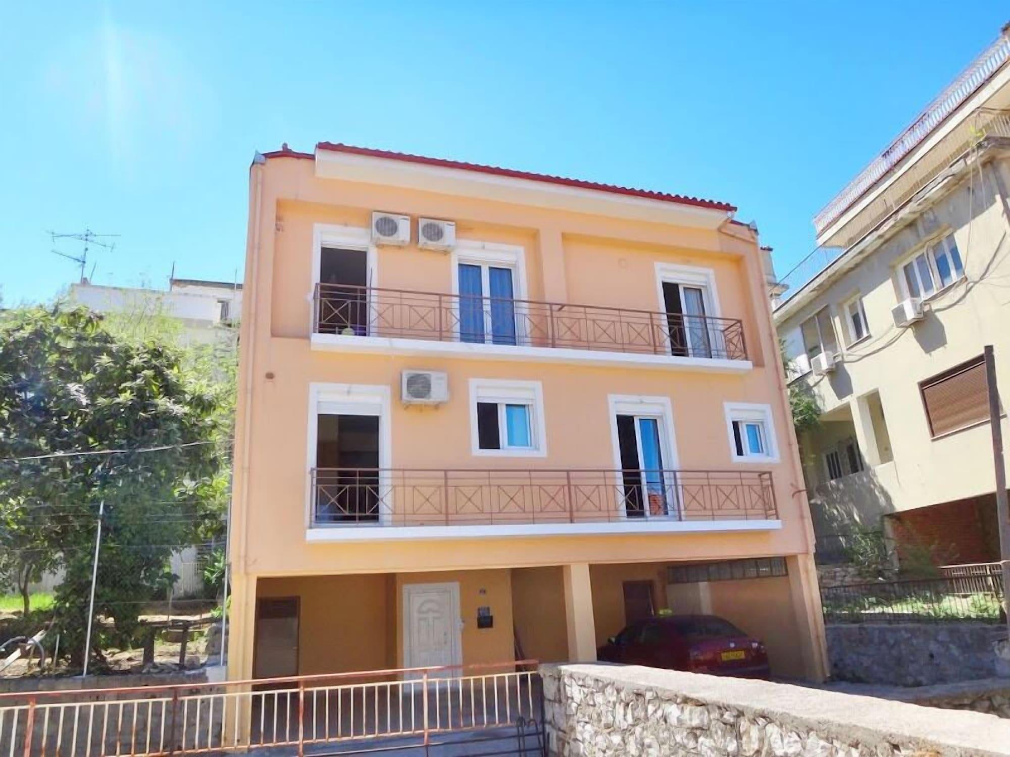 Midia Suites in Livadeia, Greece