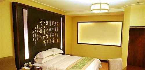 Manhattan Grand Hotel Yingkou in Yingkou, People's Republic of China