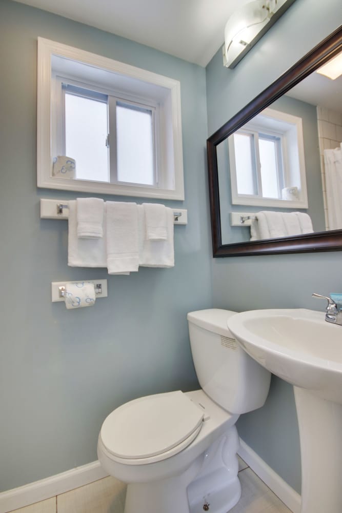 White Marlin Inn - photo 9