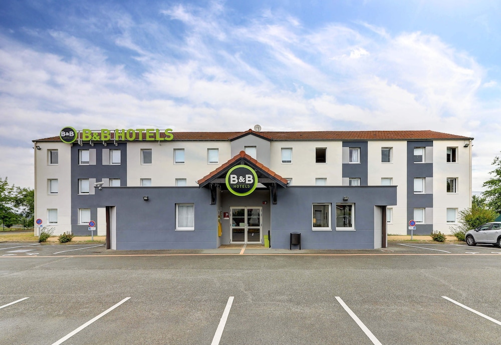 B&B Hotel Paray Le Monial in Paray-Le-Monial, France