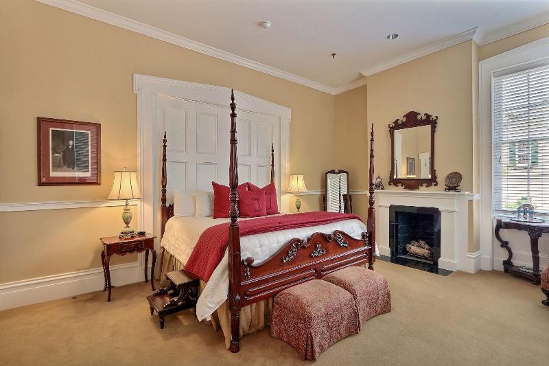 The Presidents Quarters Inn - photo 179