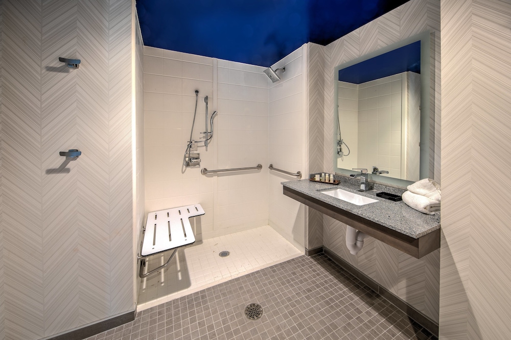 Hotel Indigo Pittsburgh University Oakland by IHG - photo 13
