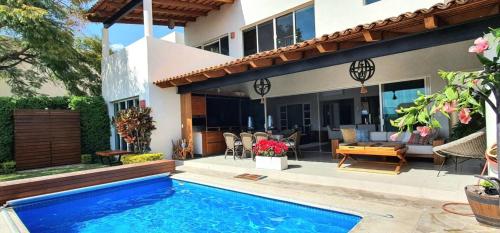 Hermosa y exclusiva casa en La Reserva en Ajijic — 4-Star Luxury Hotel in Chapala, Mexico