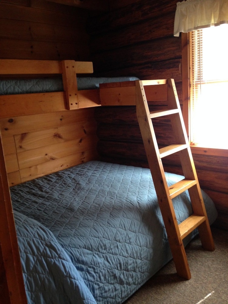 Rough Cut Lodge - photo 4