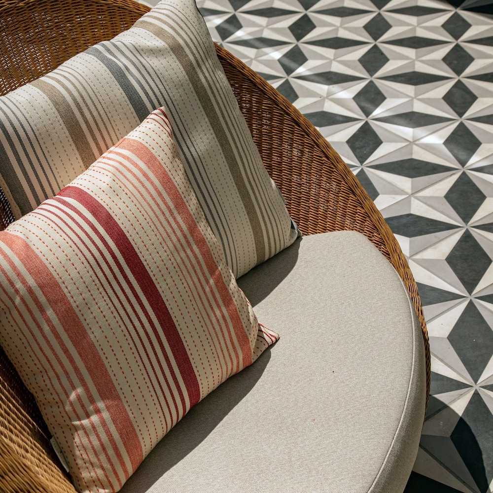 The Monsaraz San Diego Tapestry Collection by Hilton - photo 23