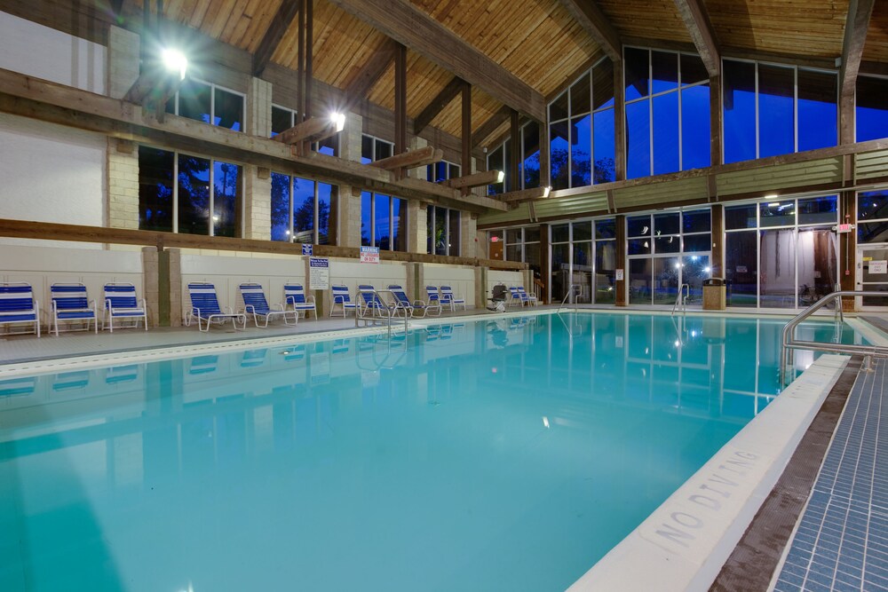 Salt Fork Lodge and Conference Center - photo 23