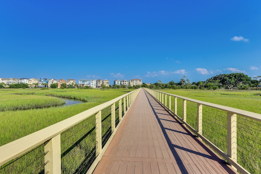 Resort Amenities and Beach Access Hilton Head Condo - photo 28