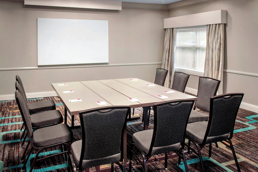 Residence Inn by Marriott Newark Elizabeth Liberty International Airport - photo 20