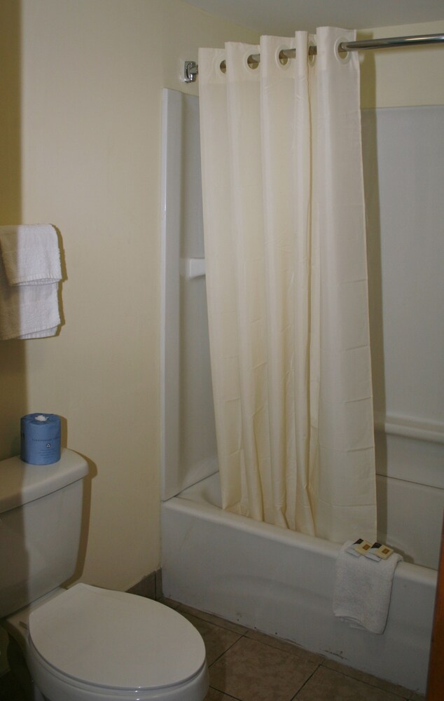 Relax Inn Motel - photo 17