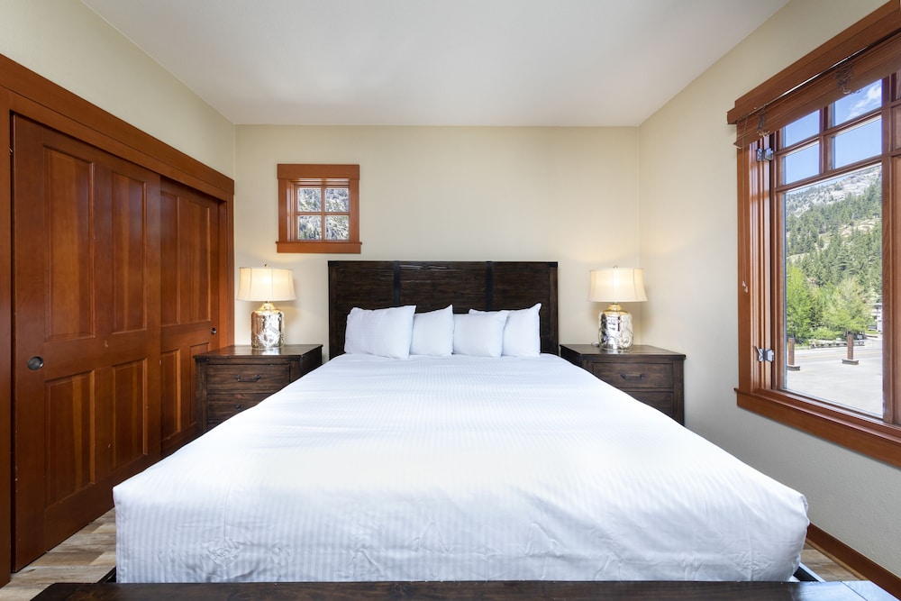 The Village at Palisades Tahoe - photo 6