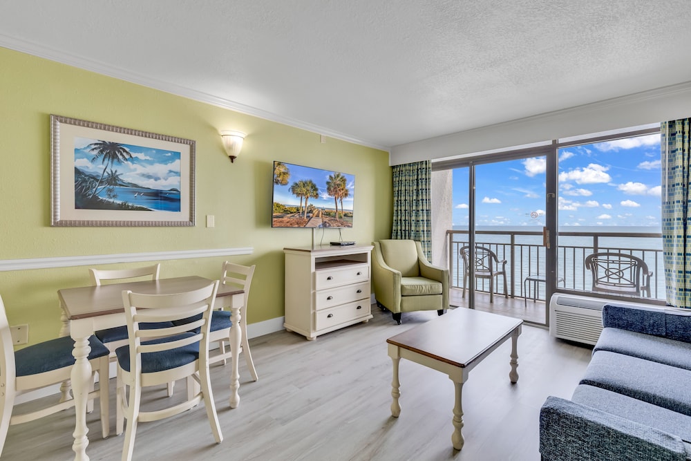 Beach front Condos Located in the Caribbean Resort with Pool and Lazy River - photo 12