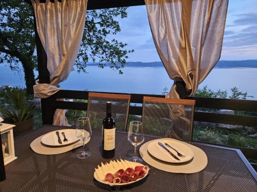 Mala kuća Divna in Brela, Croatia