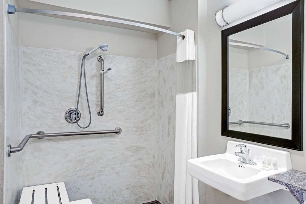 Days Inn & Suites by Wyndham Page Lake Powell - photo 5