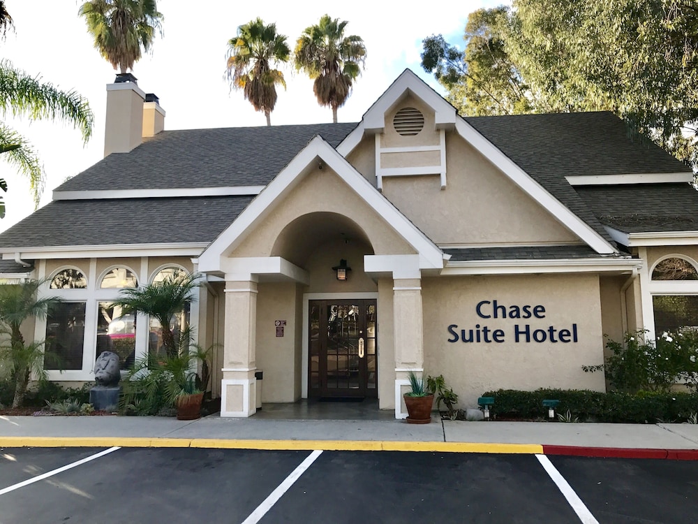 Chase Suites Hotel Brea Fullerton - photo 30