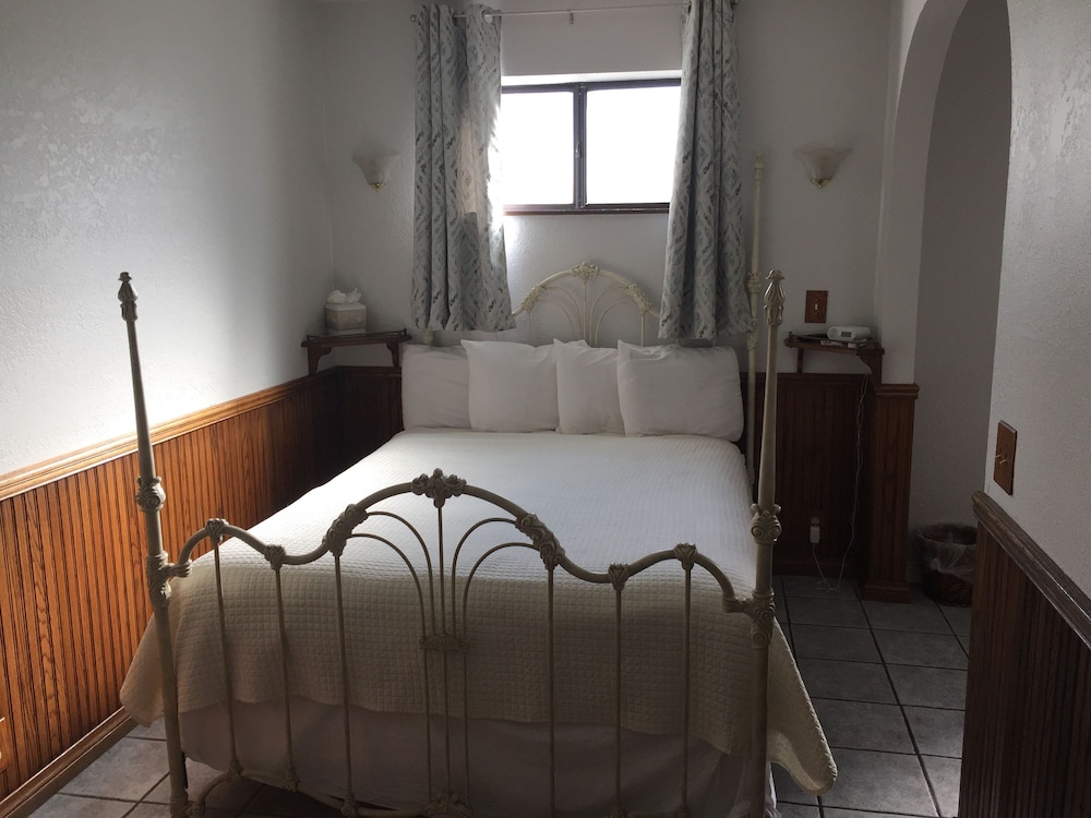 Seacrest Inn - photo 52