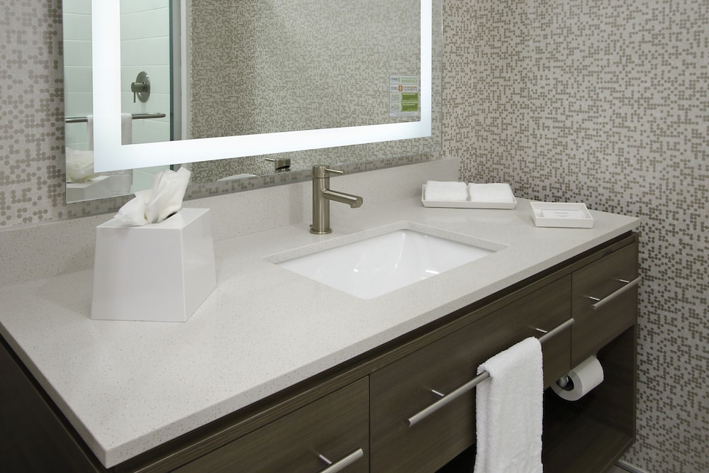 Home2 Suites by Hilton Beaumont - photo 45