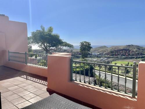 HomeForGuest Villa 10 in Salobre Golf with great views to the golf course — 4-Star Luxury Hotel in San Bartolome De Tirajana, Spain