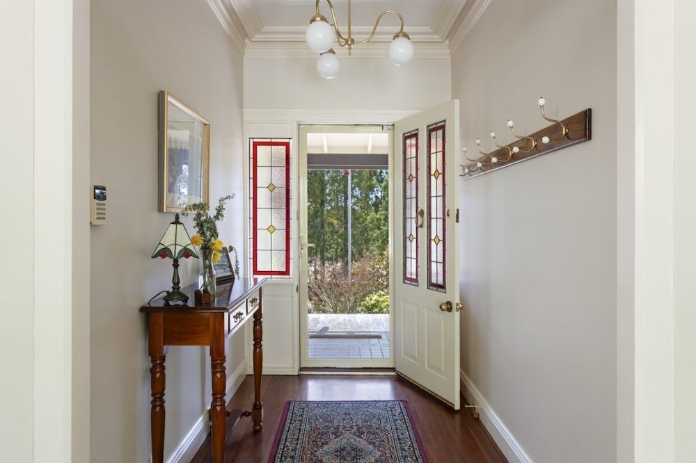 Bethany Manor — Leura — photo 2