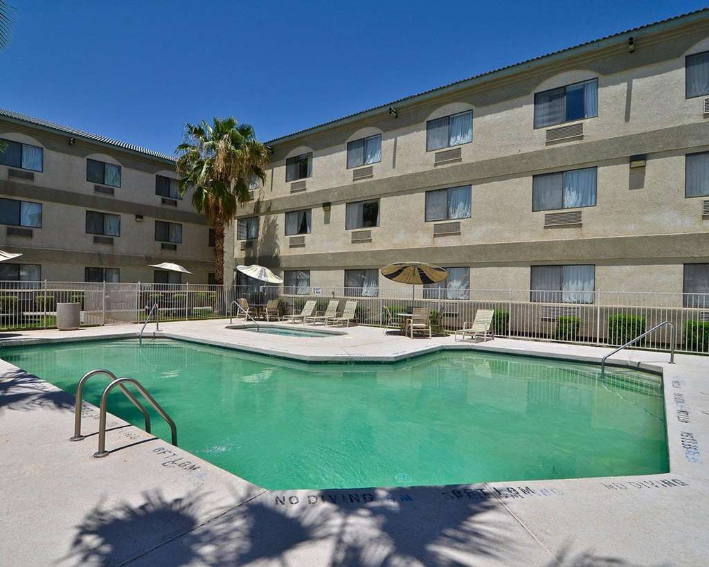 Quality Inn & Suites Yuma - photo 33