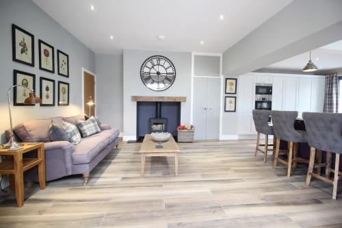 Lake View luxury home with Lake Ullswater view & 2 ground floor bedrooms ideal for 2 families — 5-Star Luxury Hotel in Penrith, United Kingdom