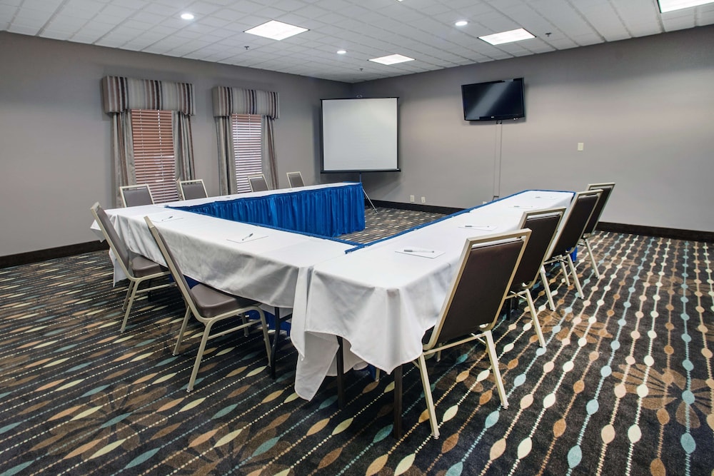 Hampton Inn Louisville North Clarksville - photo 49