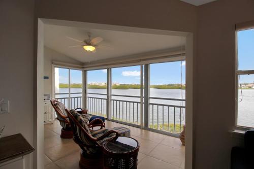 Bayfront Siesta Key condo with amazing views — 4-Star Luxury Hotel in Siesta Key, United States
