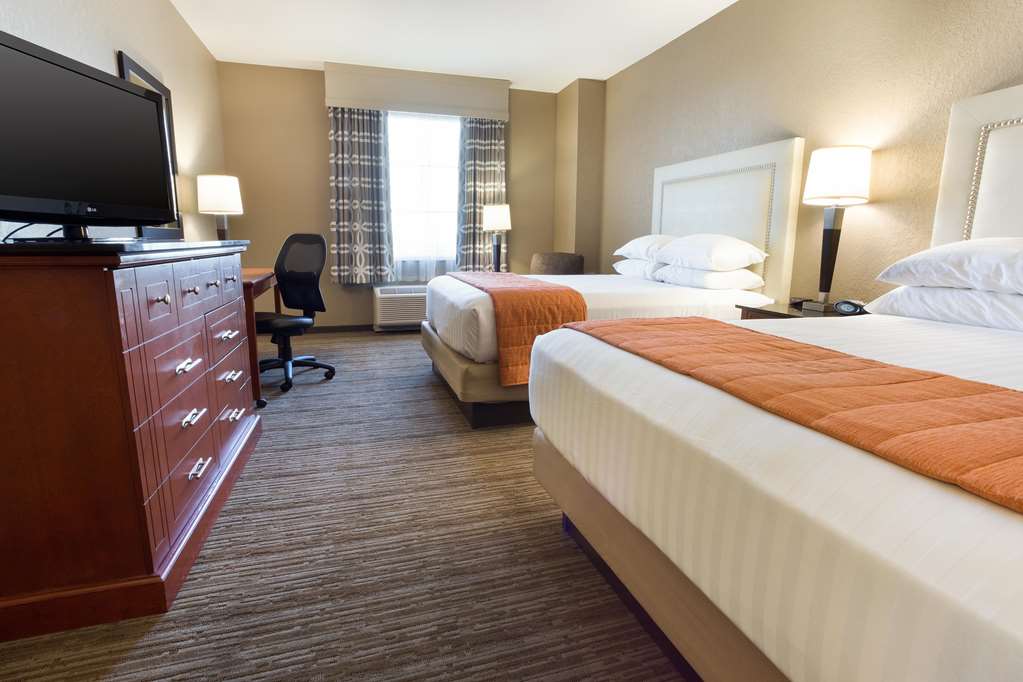 Drury Inn & Suites Cincinnati Sharonville - photo 14
