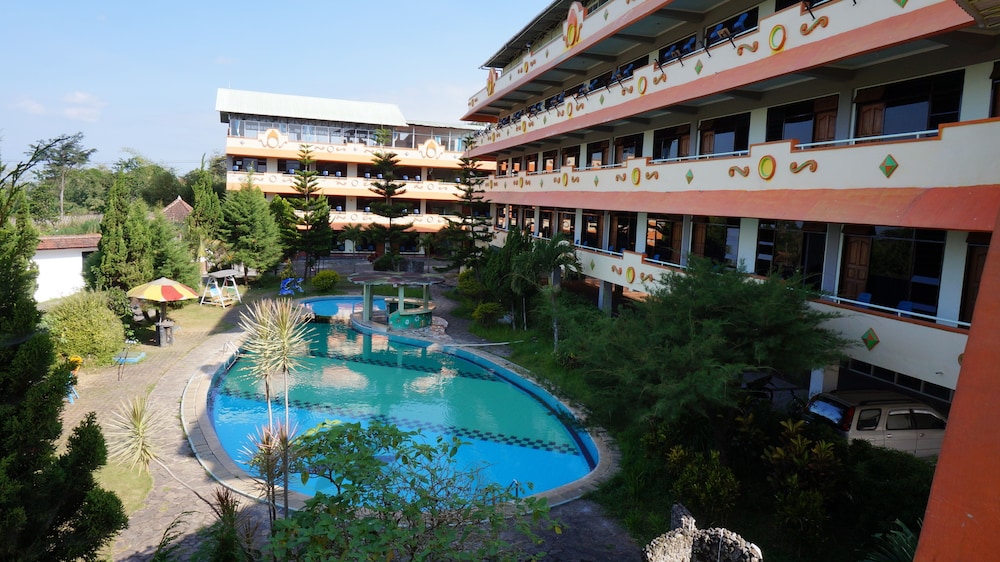 Hotel Surya Indah in Batu, Indonesia