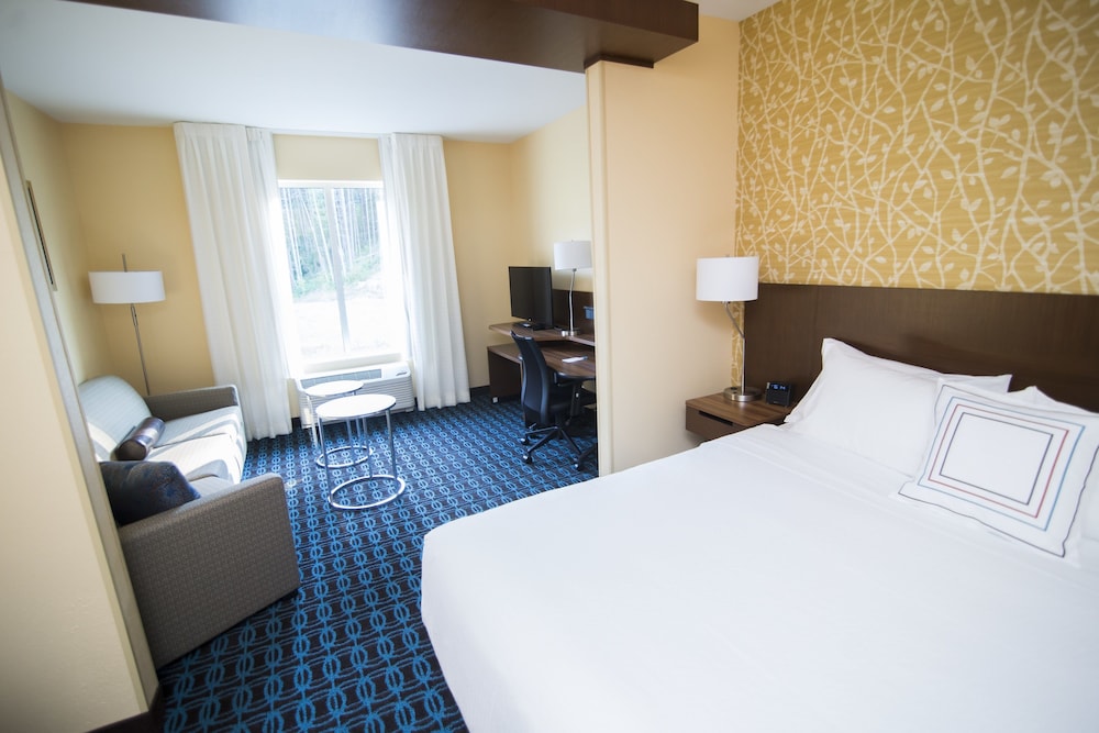 Fairfield Inn & Suites Cambridge - photo 11