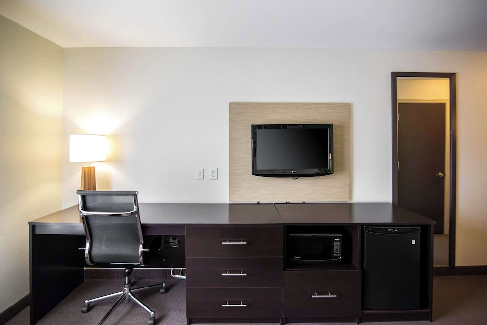Sleep Inn & Suites Haysville Wichita South - photo 27