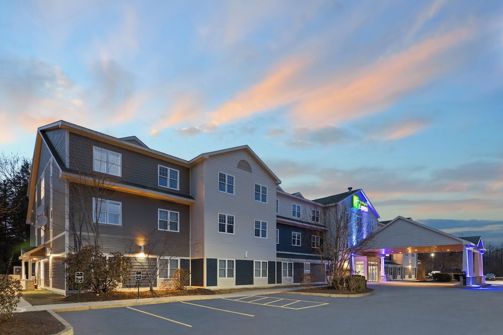 Holiday Inn Express Hotel & Suites Freeport by IHG - photo 32