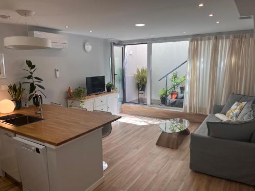 Modern Studio by the Airport Ifema