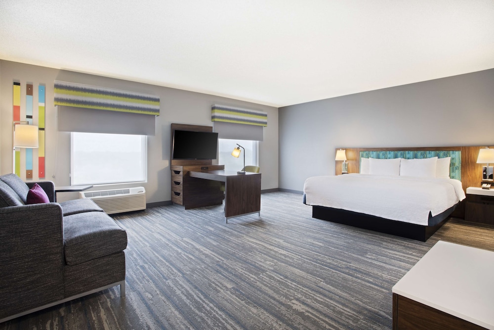 Hampton Inn & Suites Tampa East - photo 22