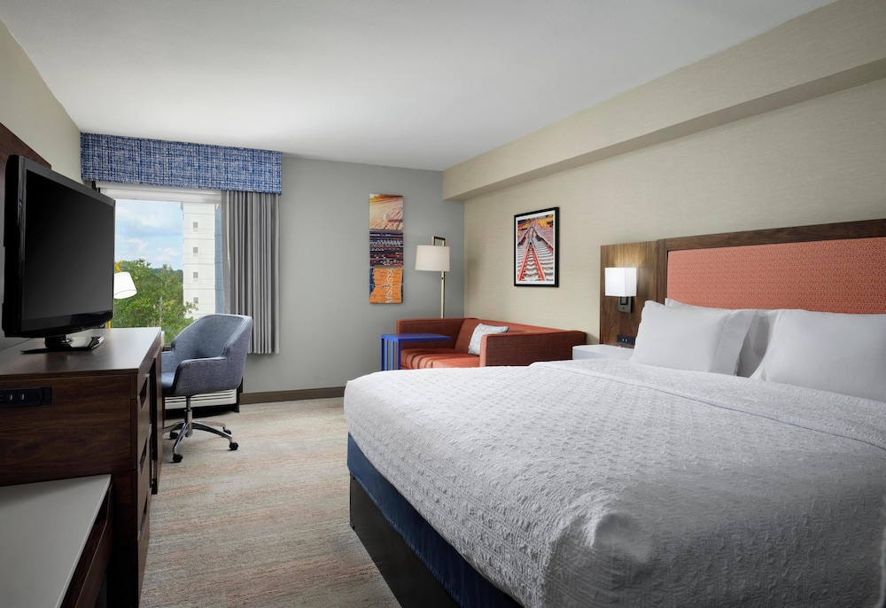 Hampton Inn Meridian - photo 10