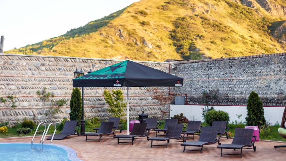 Sundeck