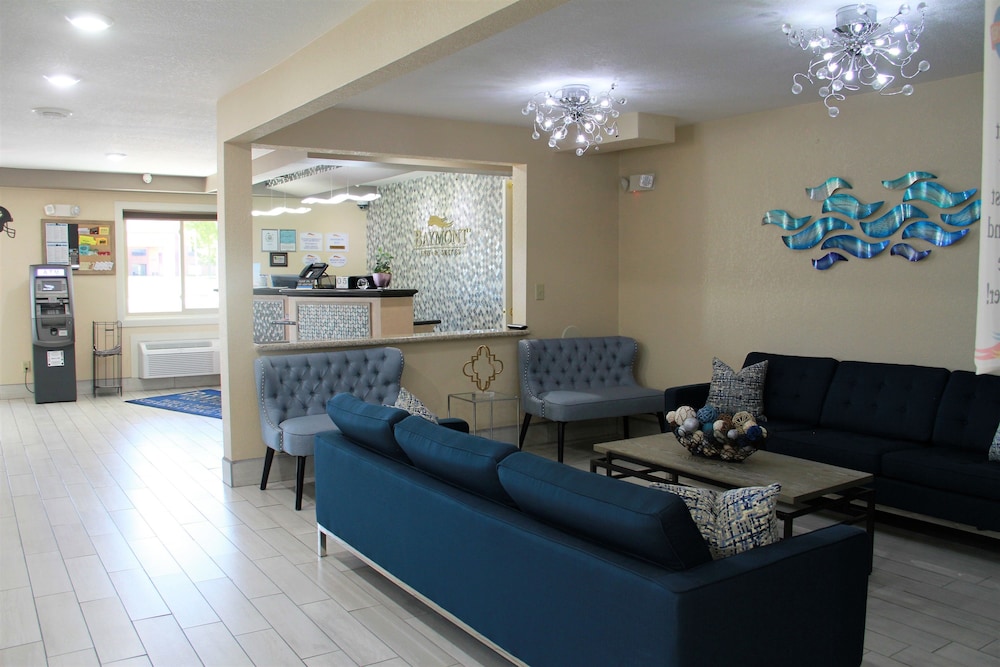 Baymont by Wyndham Stevens Point - photo 2