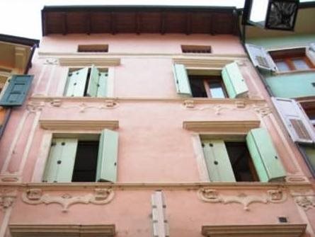 MAMA Apartments — 4-Star Luxury Hotel in Riva Del Garda, Italy