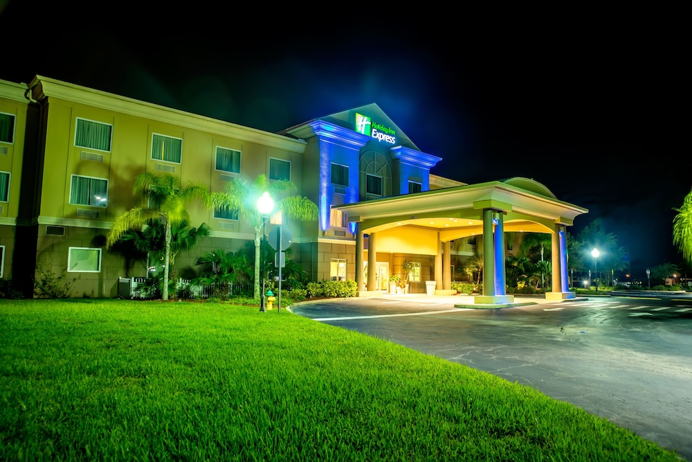 Holiday Inn Express & Suites Cocoa by IHG - photo 99