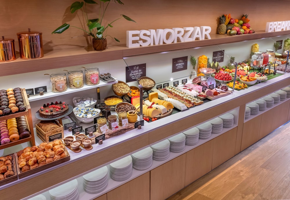 מזון ומשקאות