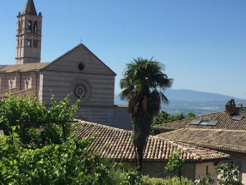 Nonna Flo — 4-Star Luxury Hotel in Assisi, Italy