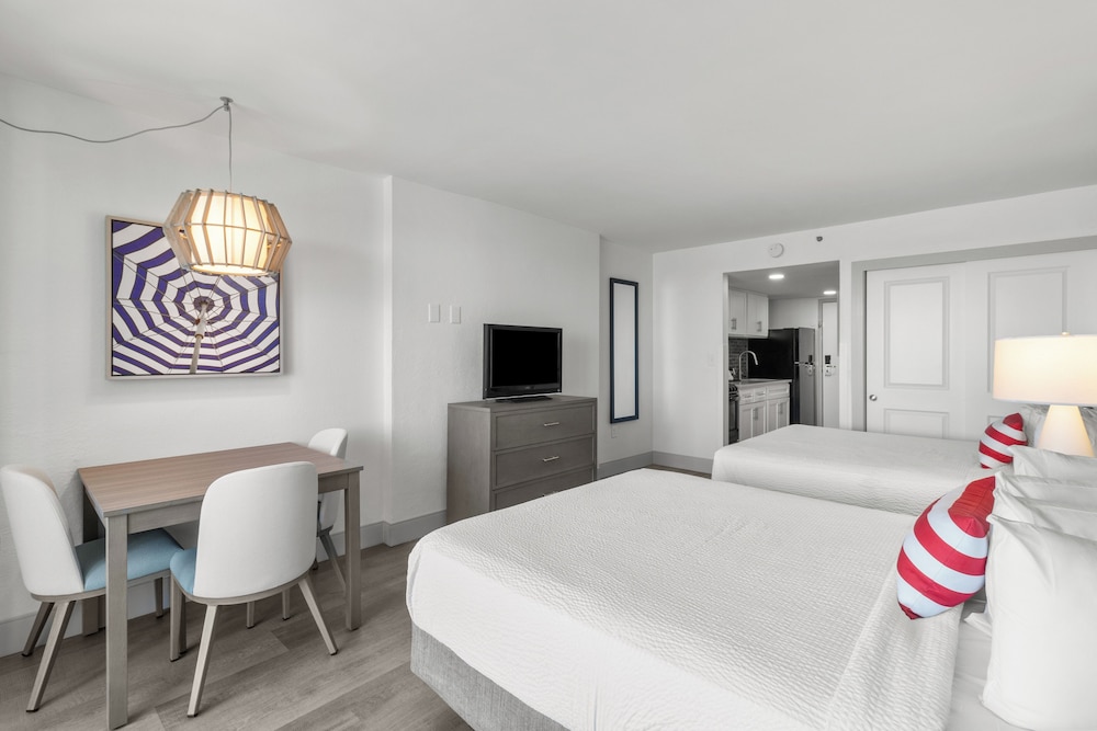 Compass Cove Resort - photo 131