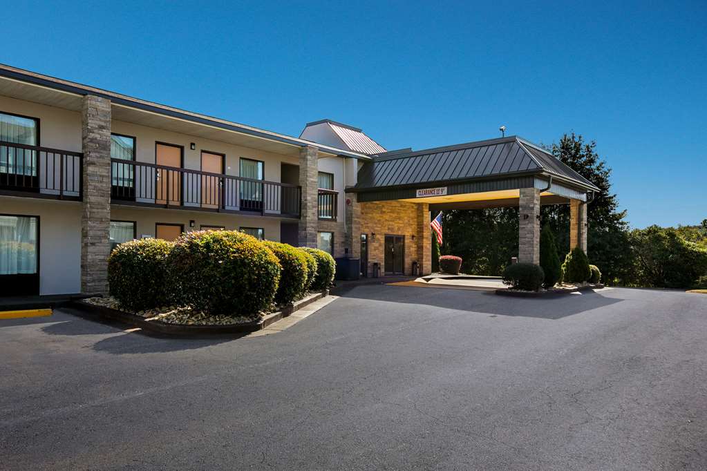 Quality Inn Commerce at I 85 - carbon neutral hotel in Commerce
