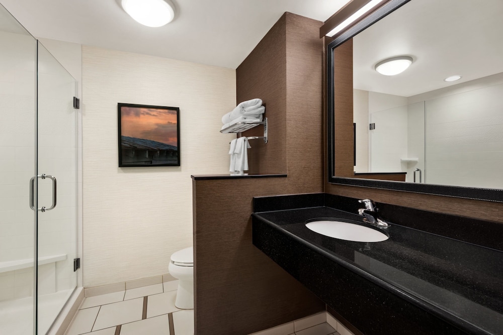 Fairfield Inn & Suites Hershey Chocolate Avenue - photo 24