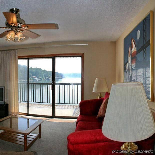 Emerald Isle Resort - photo 8