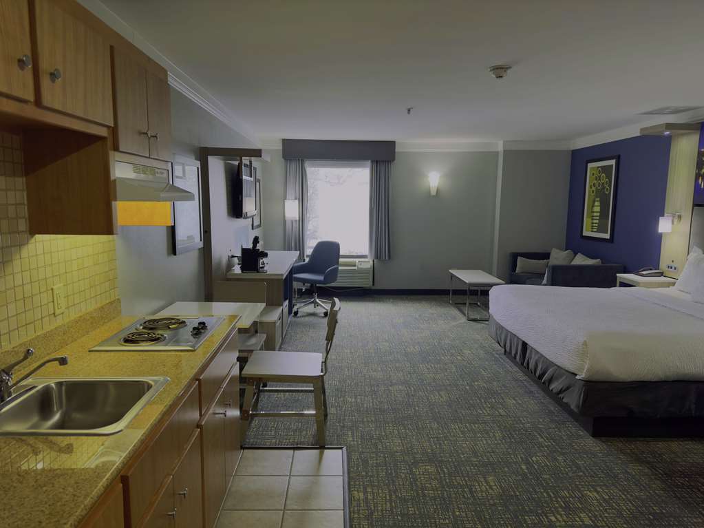 Best Western Plus Glen Allen Inn - photo 10
