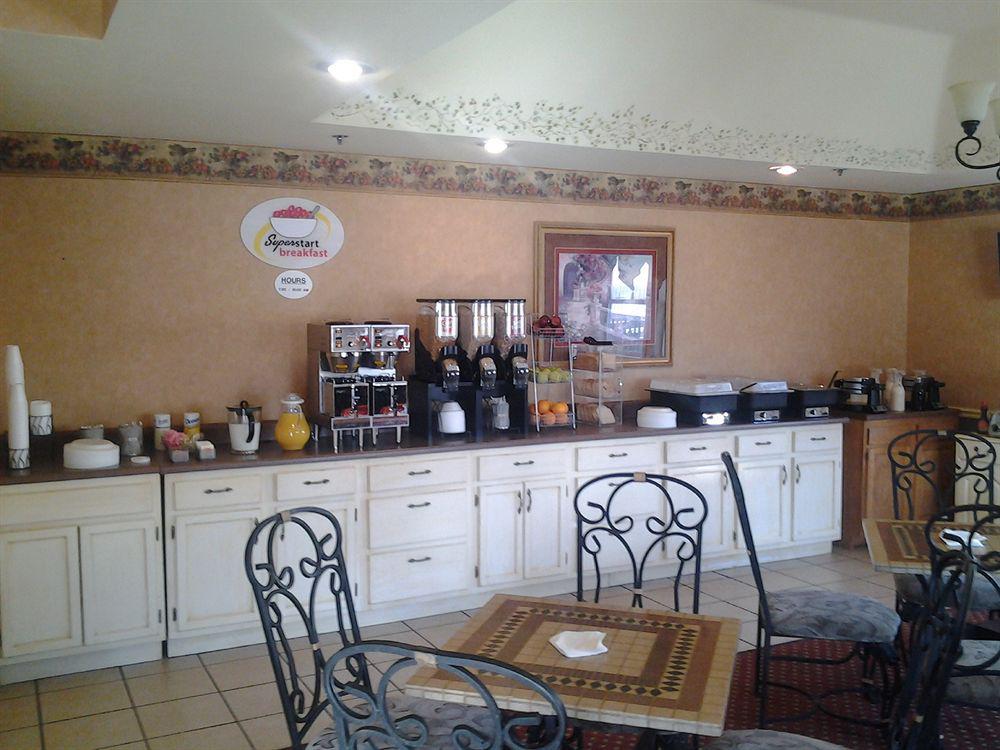 Branson Plantation Inn - photo 8