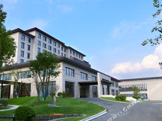 Greeting Hotei - last minute hotel in Yiwu