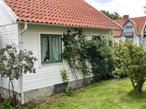 Central Close to beach and tennis in Bastad, Sweden