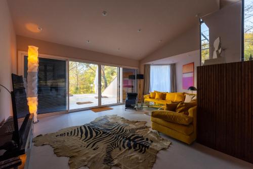 Amon luxury residence on Etna — 4-Star Luxury Hotel in Ragalna, Italy