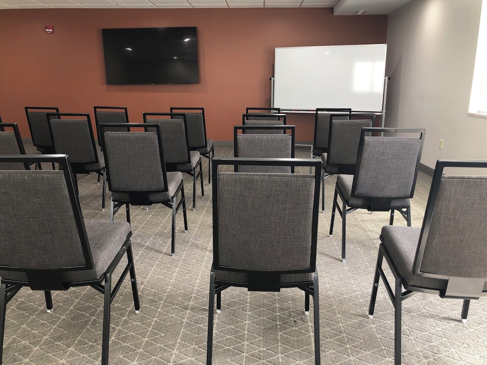 Candlewood Suites Fort Wayne by IHG - photo 35